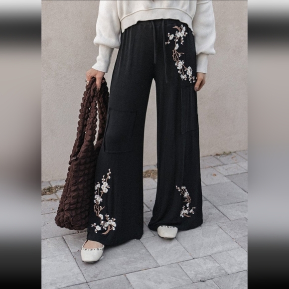 Boutique Pants - Floral Embroidered Black Wide-Leg Knit Pants